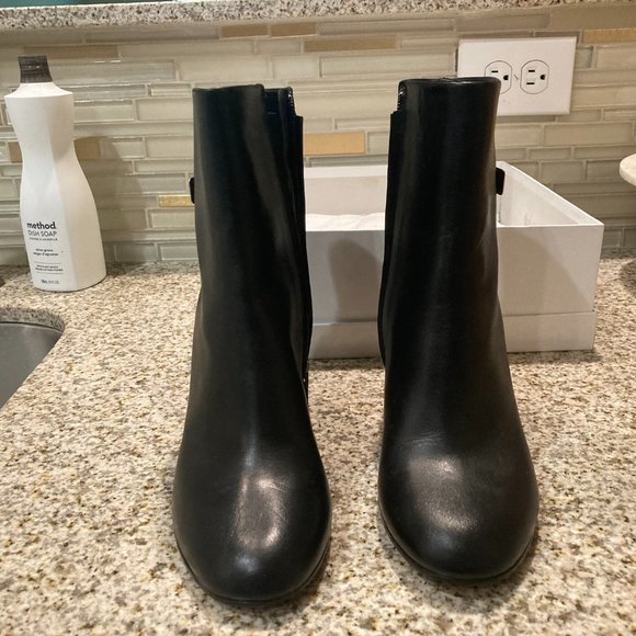 Givenchy Leather Booties - Picture 6 of 10